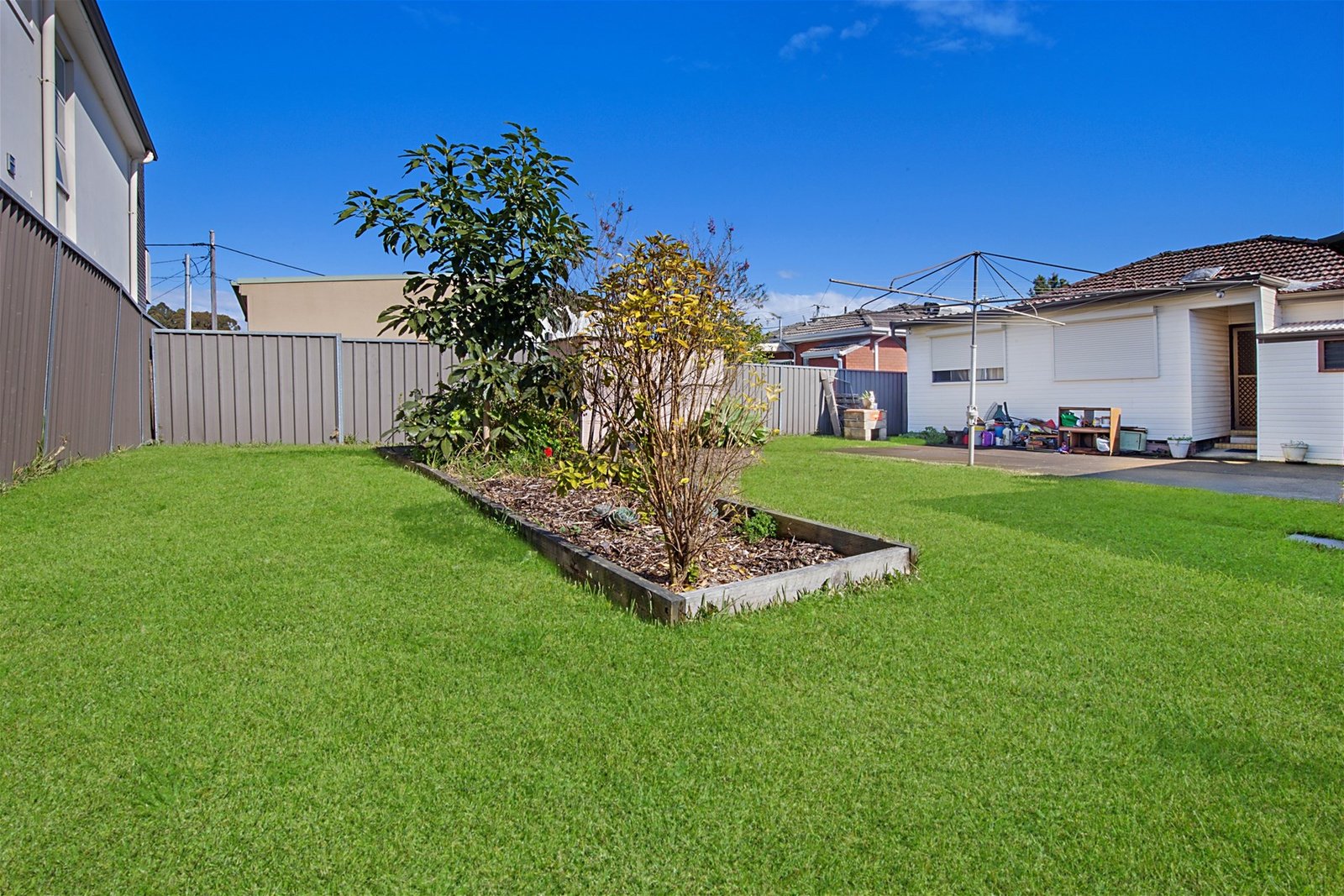 7 Rex Road GEORGES HALL NSW