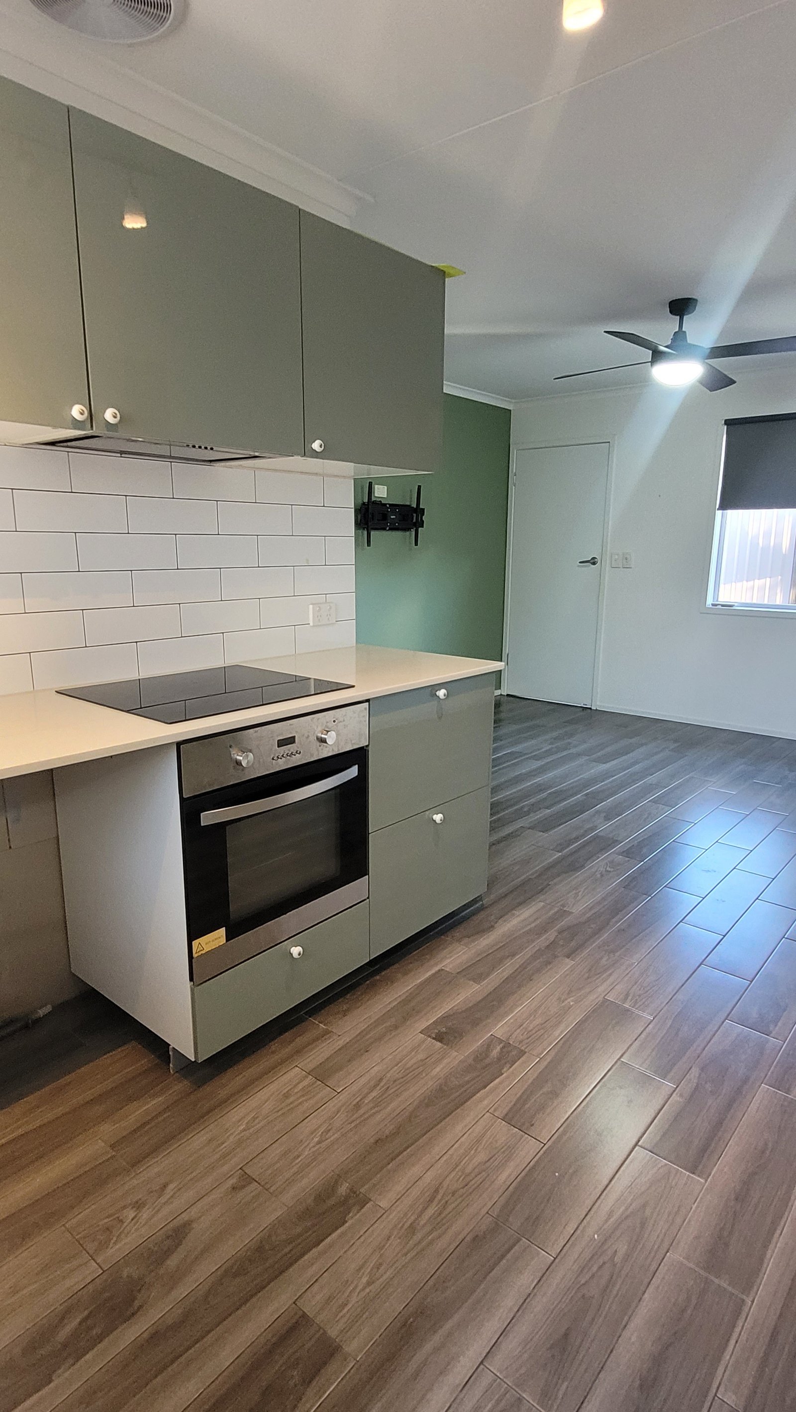 17 - 19 BACK STREET, Biggera Waters