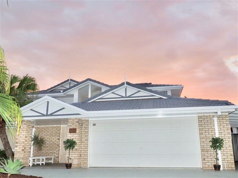 12 Nautilus Court NEWPORT QLD