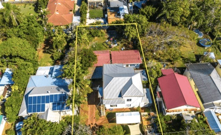 3 Eversleigh Road SCARBOROUGH QLD