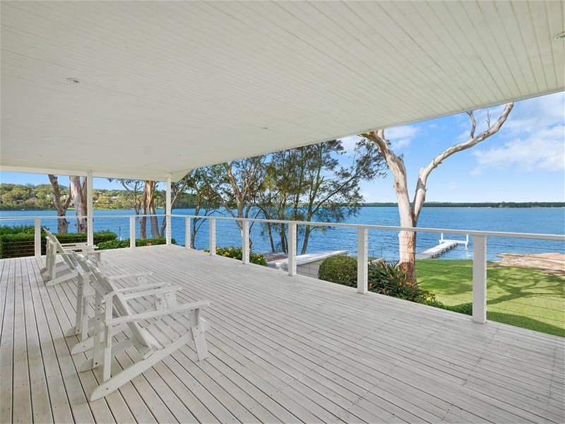 4 Buttaba Rd BRIGHTWATERS NSW