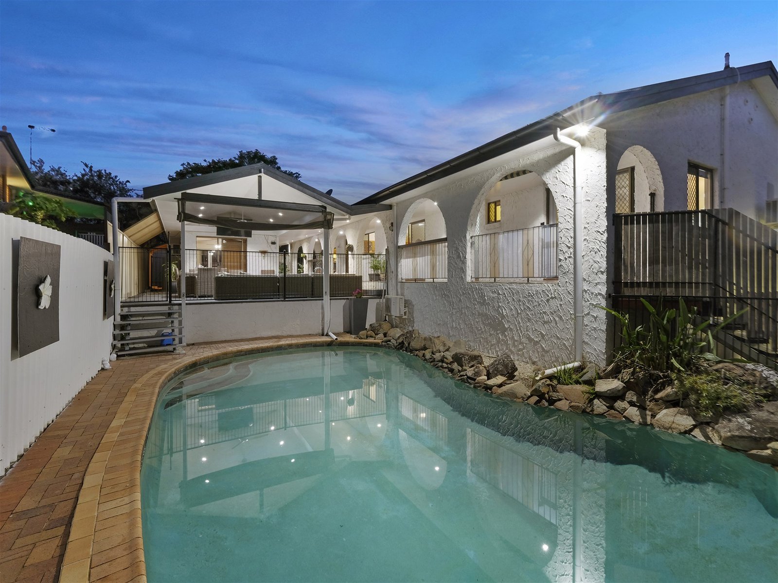 15 Canna Street CLONTARF QLD