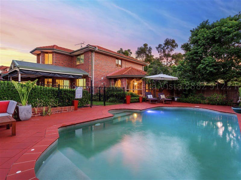27 Sanctuary Drive BEAUMONT HILLS NSW