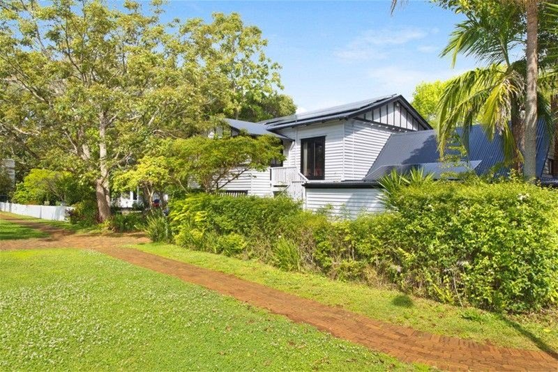 1 Wongawallan Road TAMBORINE MOUNTAIN QLD