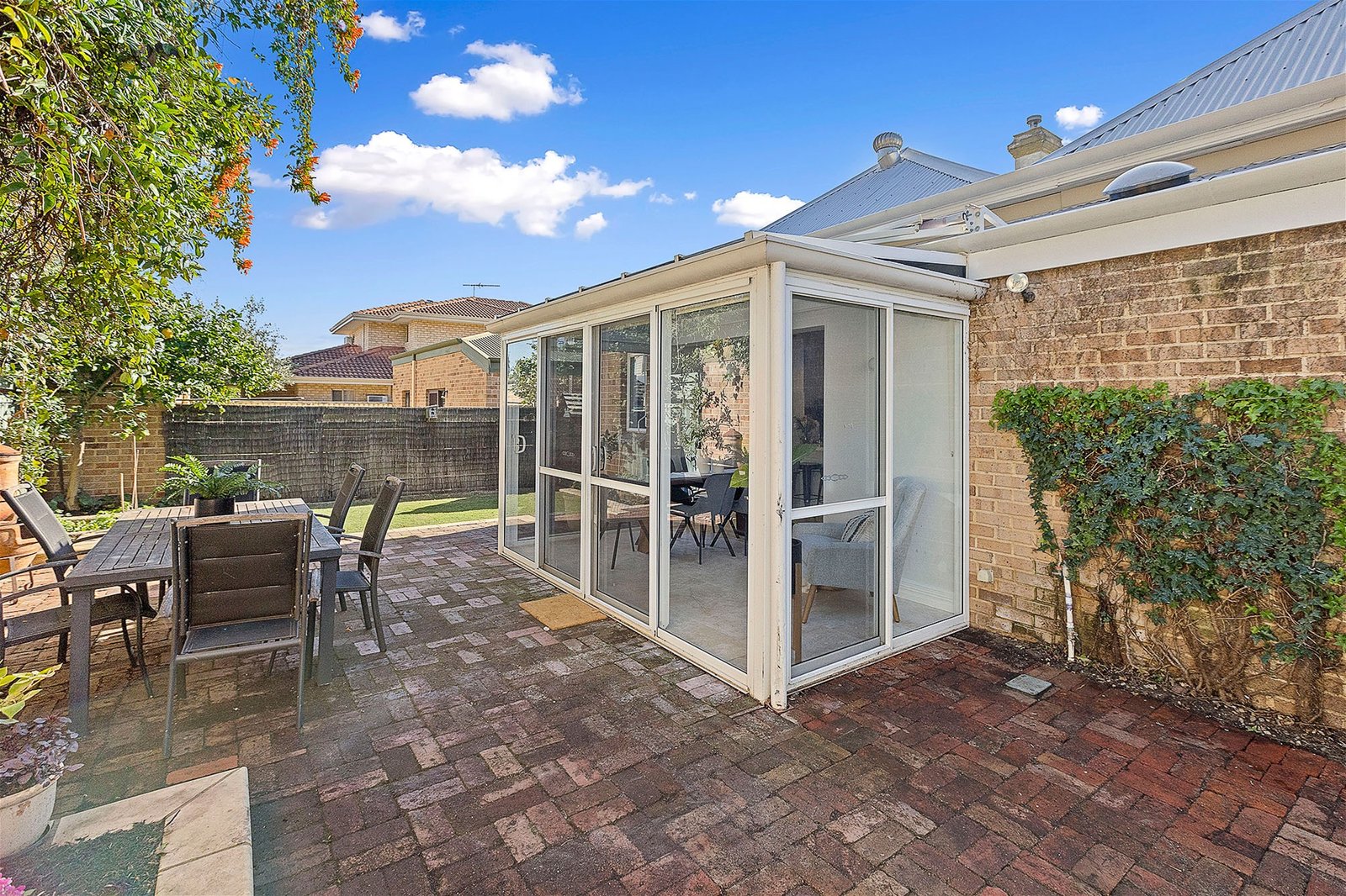 33 Douglas Avenue SOUTH PERTH WA