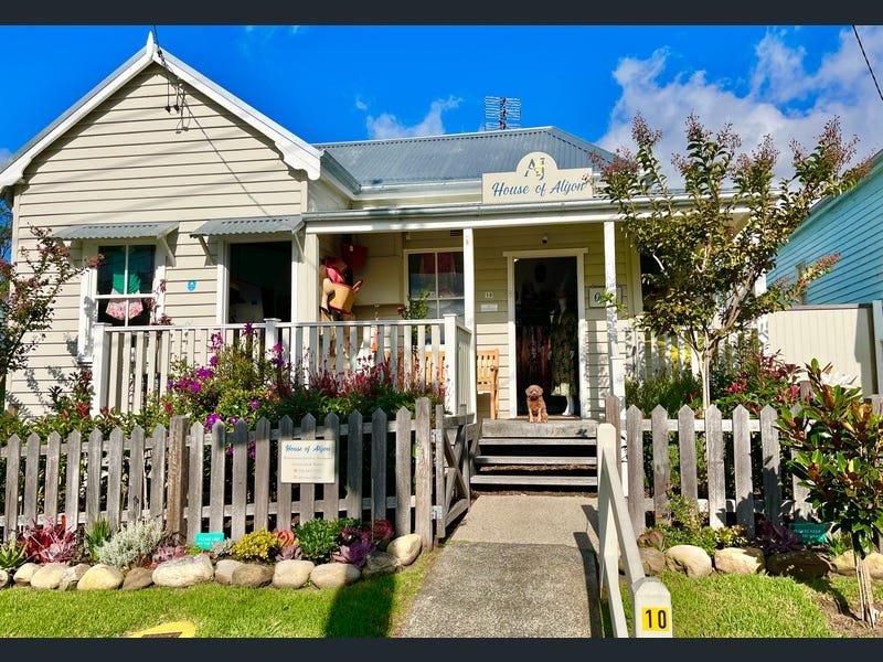 10 Bate Street, Central Tilba, NSW 2546
