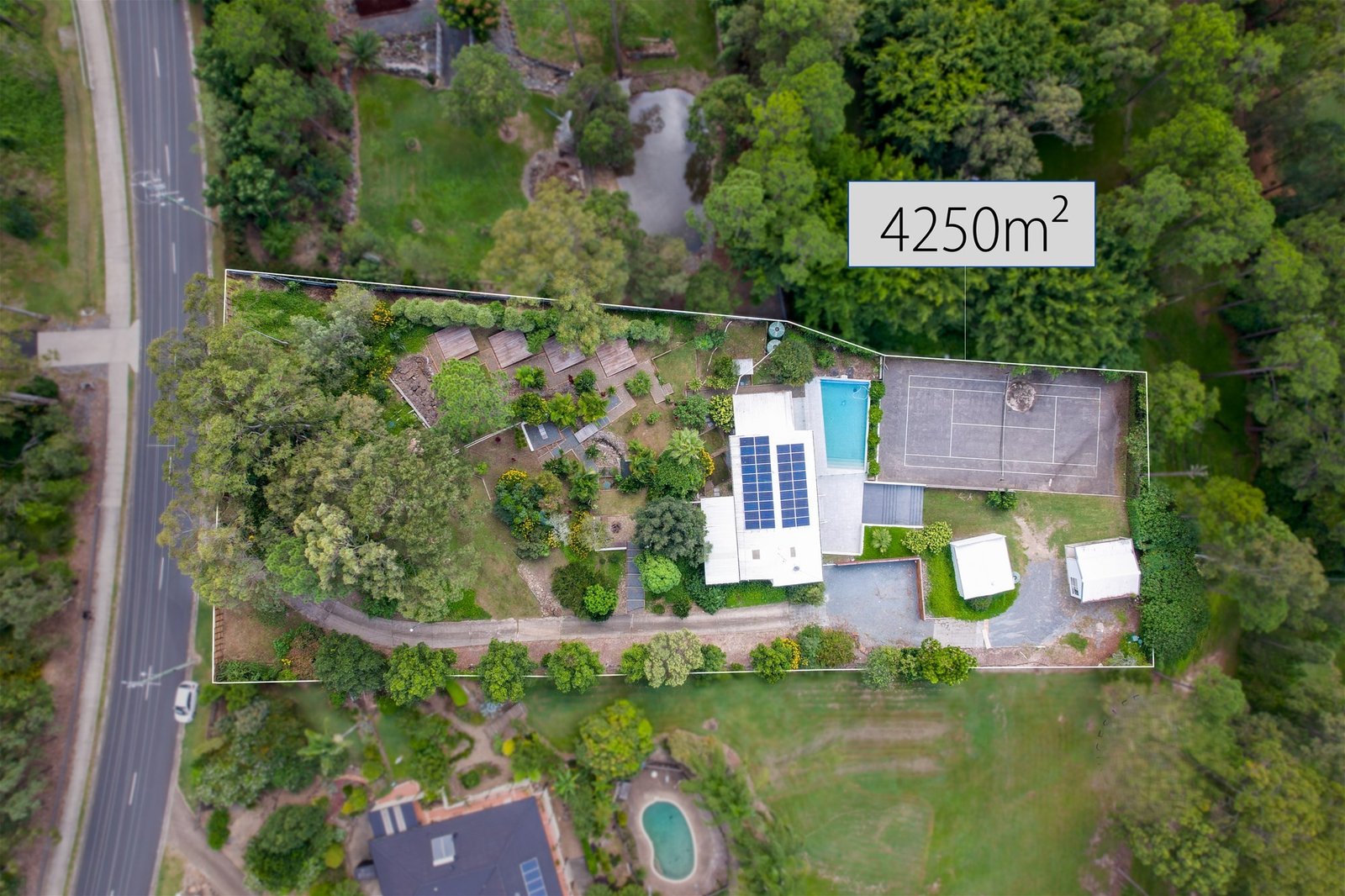 138-140 Glade Drive GAVEN QLD