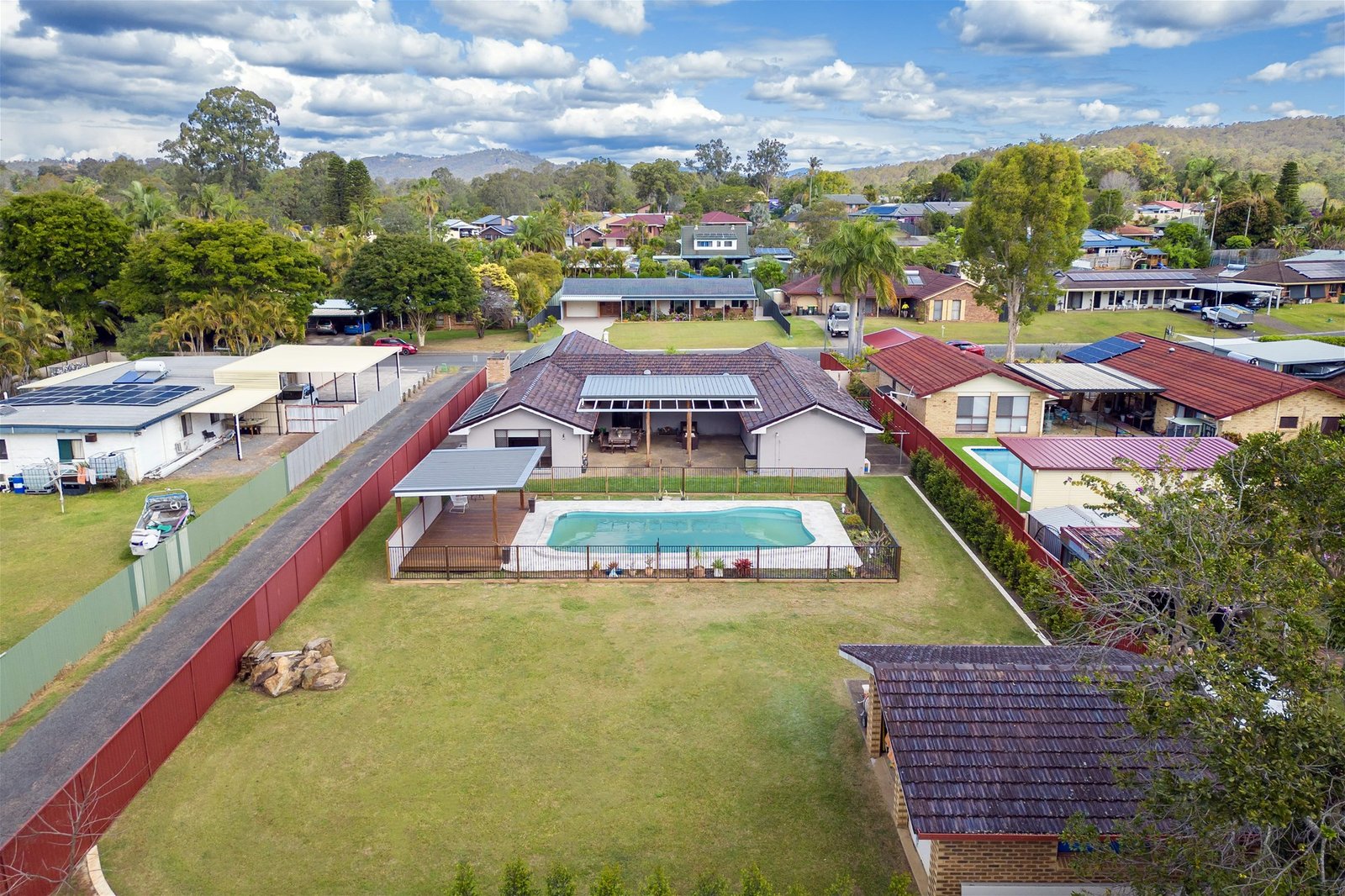 54 Koola Drive NERANG QLD