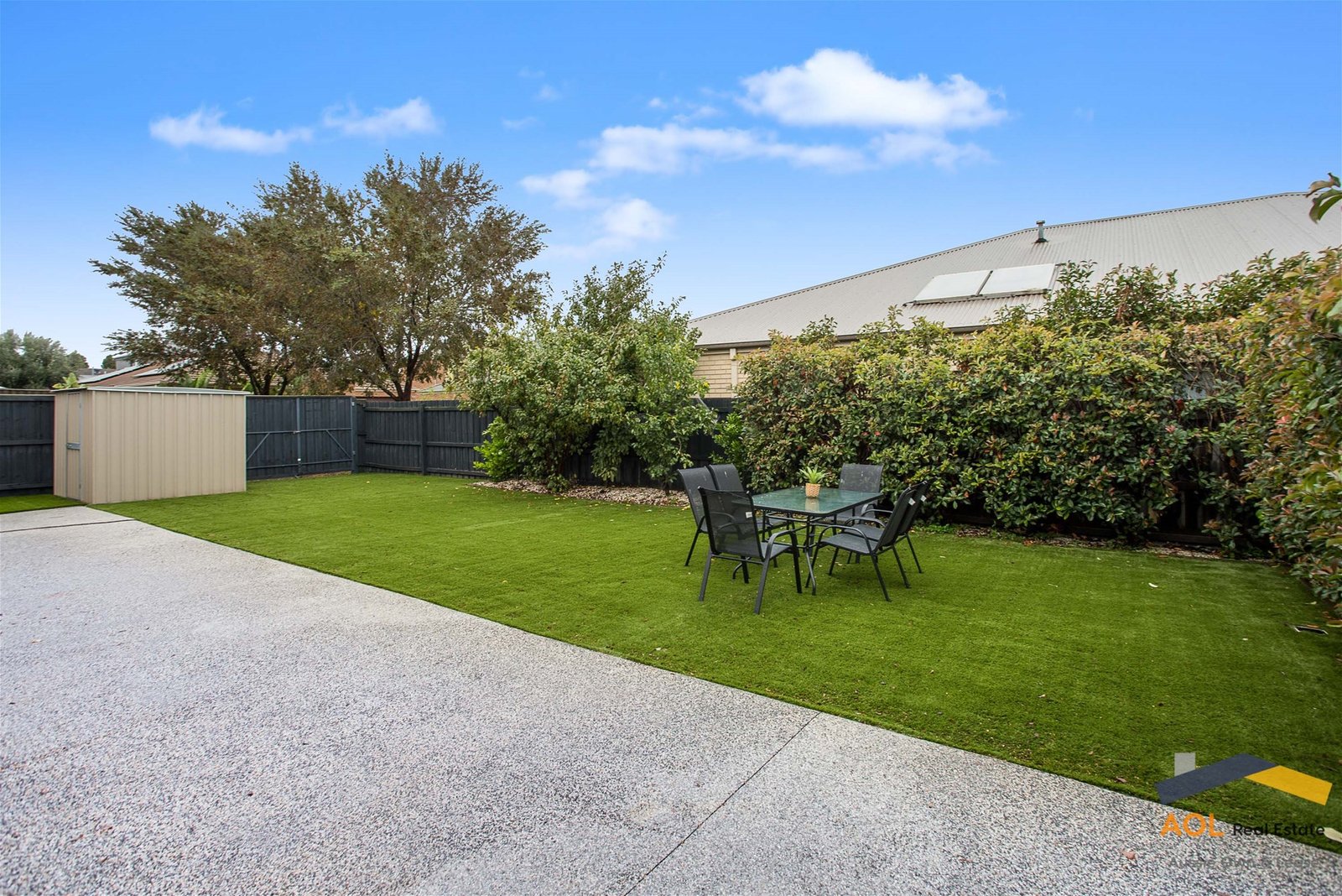 17 George Street TAYLORS HILL VIC