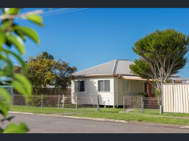 38 Gommera Street, Blacksmiths, NSW 2281