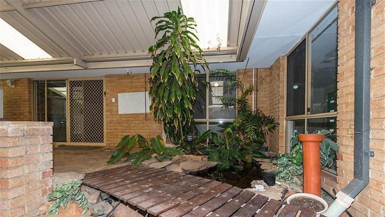 57 Portcullis Drive WILLETTON WA