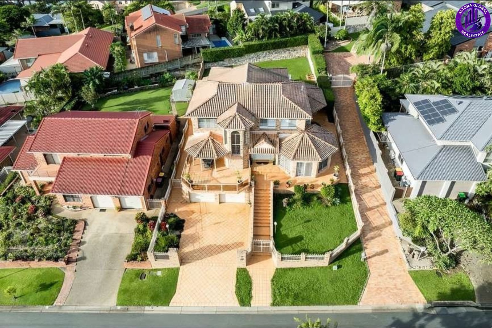 18 EROMANGA STREET CARINDALE QLD 4152