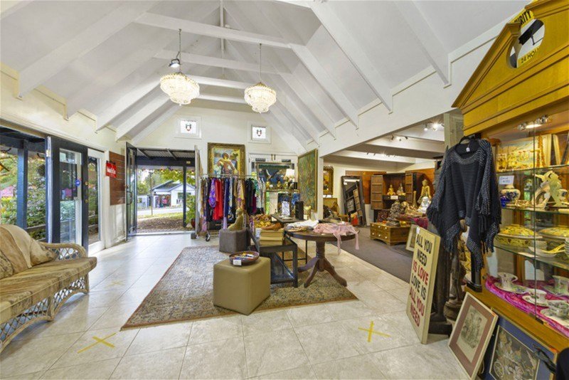 104 Long Road TAMBORINE MOUNTAIN QLD