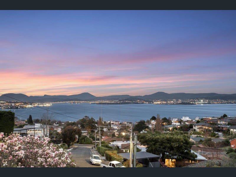 8 Wandeet Place, Sandy Bay, Tas 7005